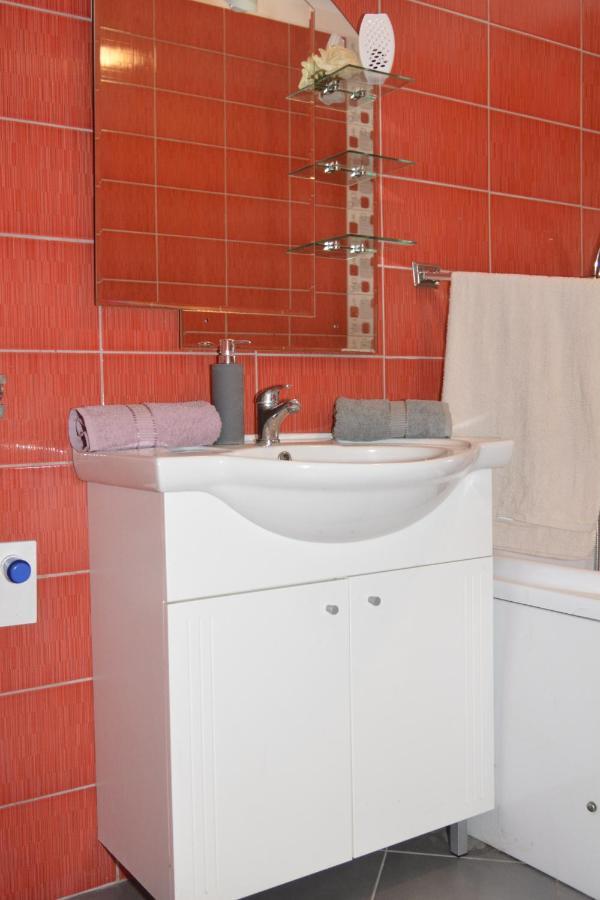 סנג' Apartment Lana מראה חיצוני תמונה